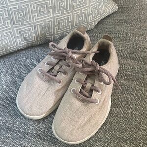 Allbirds Women's Beige Wool Runner Go Rugged Wool Casual Sneaker Size 7